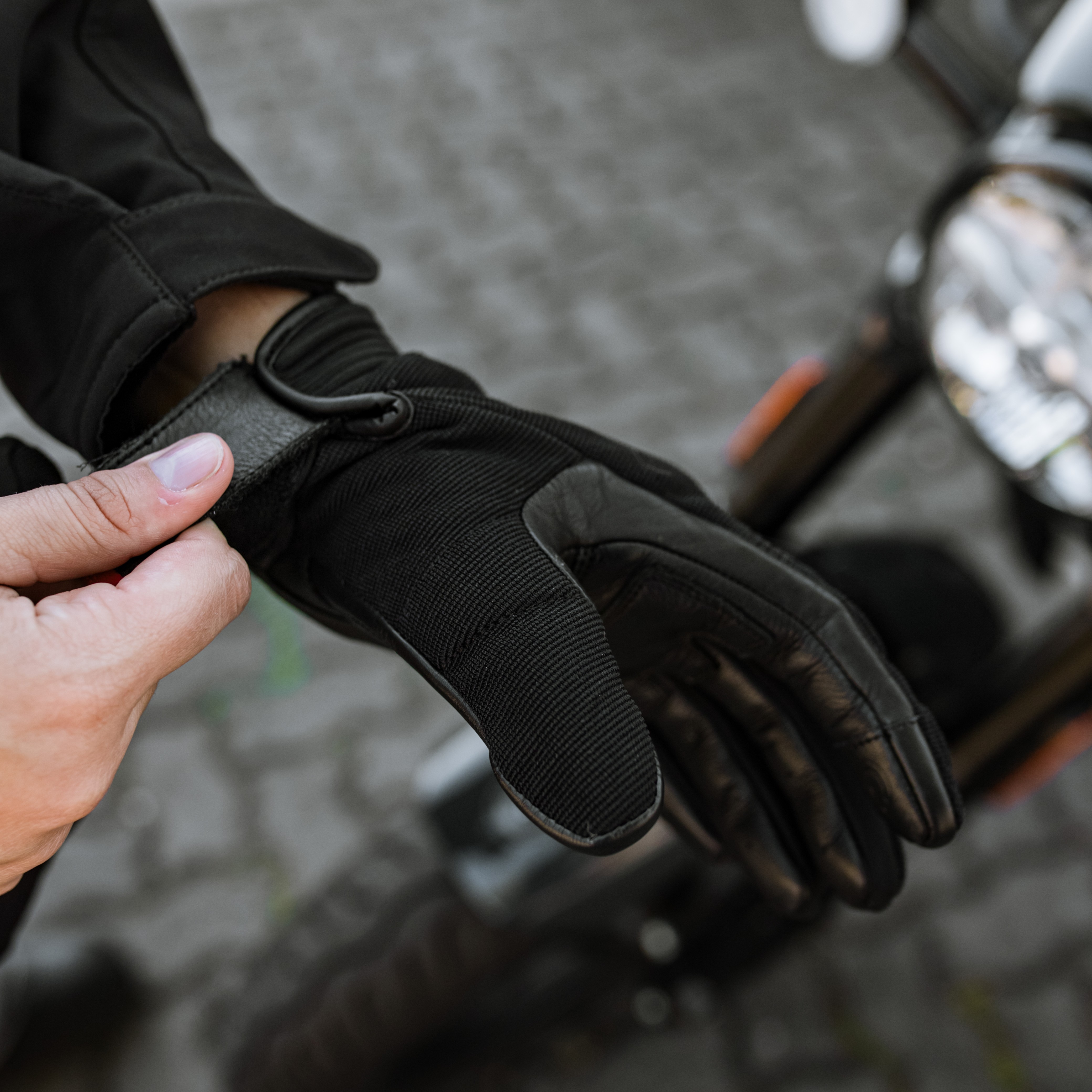 Guantes NTO Urban Evo II Mujer Negro